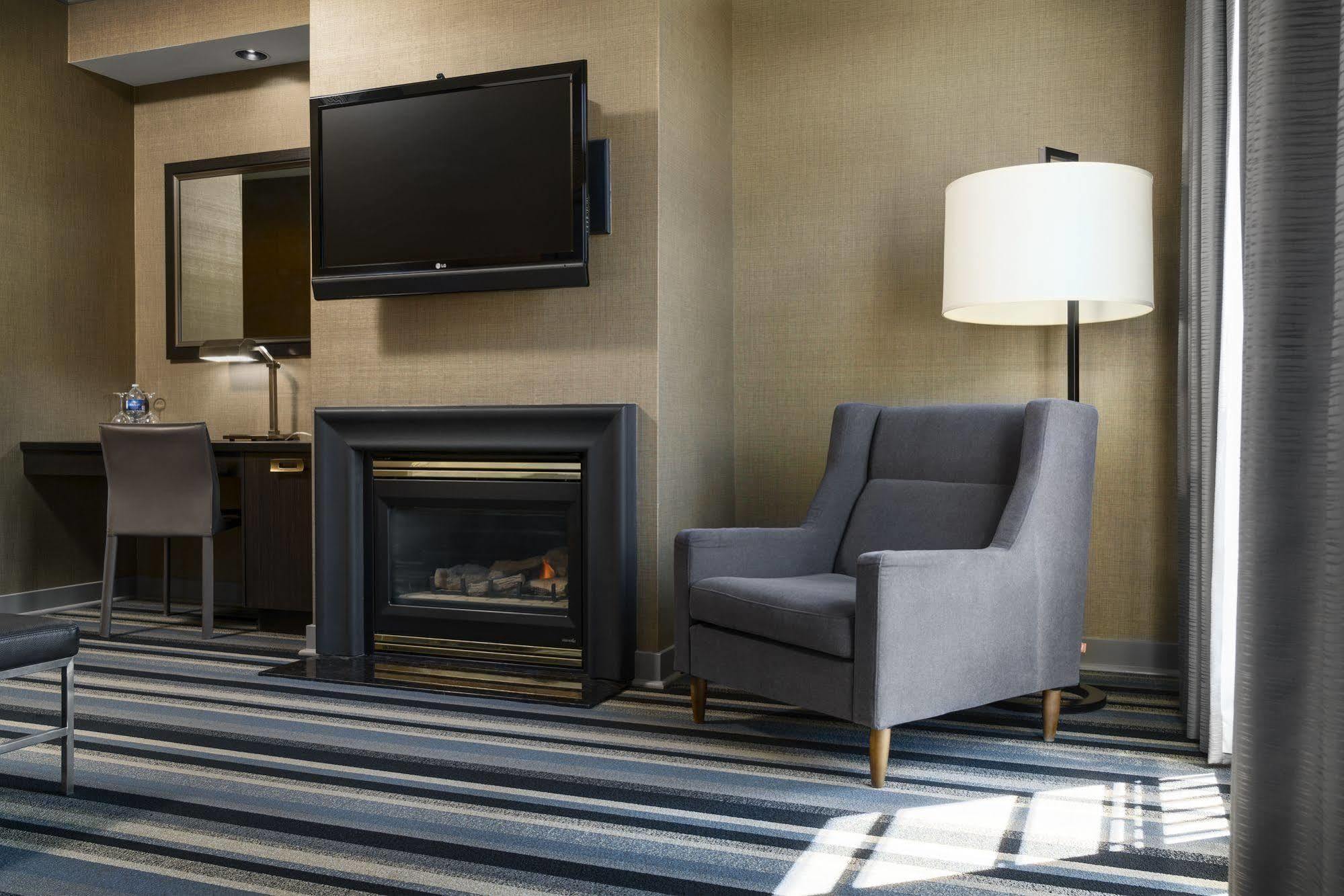 Hotel Arts Kensington YYC 외부 사진